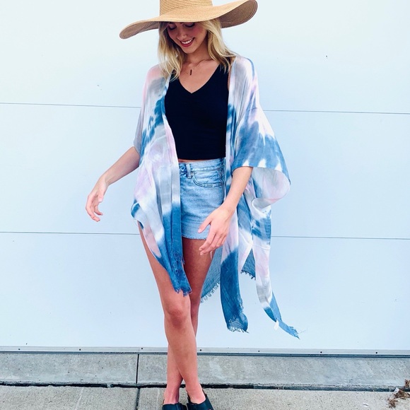 BLUE & PINK WATERCOLOR/TIE DYE KIMONO!! BOUTIQUE ITEMS BNWT!! (BOUTIQUE ITEM)!! - Picture 3 of 9